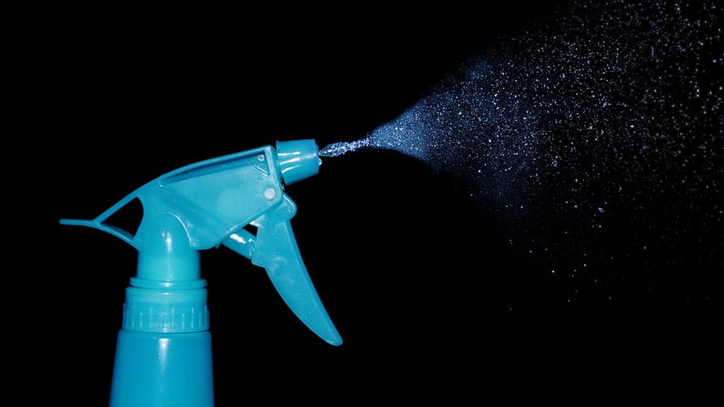 Spray, Savor misting water bottles